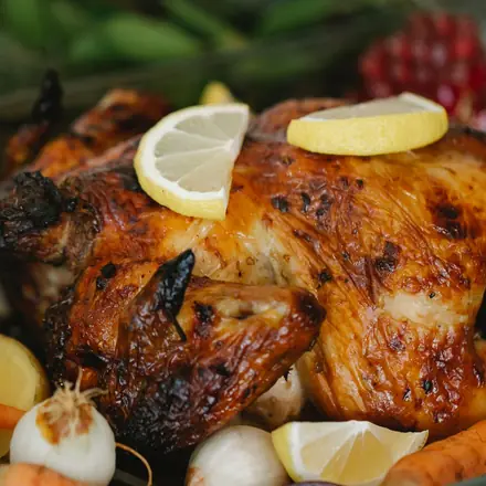 Grillhendl mit Zitrone und Gemüse
